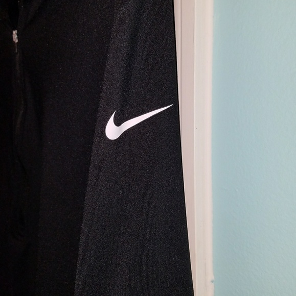 Nike pullover - Picture 2 of 2